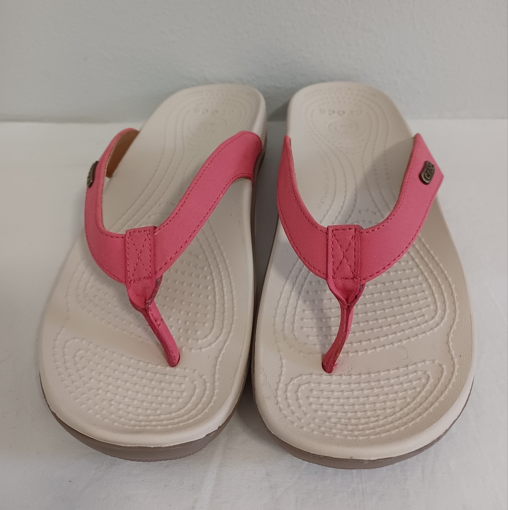 Crocs thong flip-flop sandals coral/cream size 9w Women’s - Picture 2 of 9